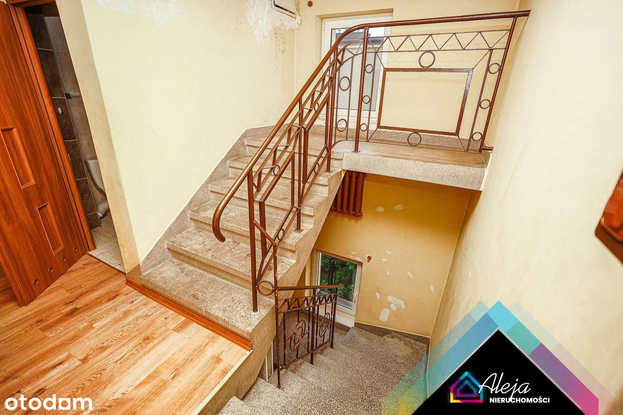 Dom w komfortowej lokalizacji.Częstochowa 1000-lecie-6