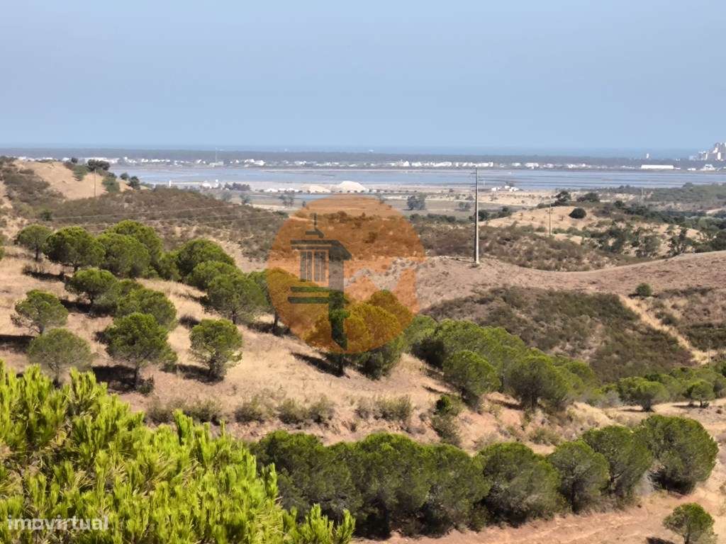 TERRENO COM 11 HECTARES - VISTA MAR - LAGO PRIVADO - EM VALE DAS ZO... - Grande imagem: 5/32