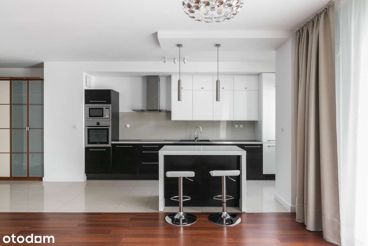 Dwustronne w sercu Miasteczka Wilanów-0