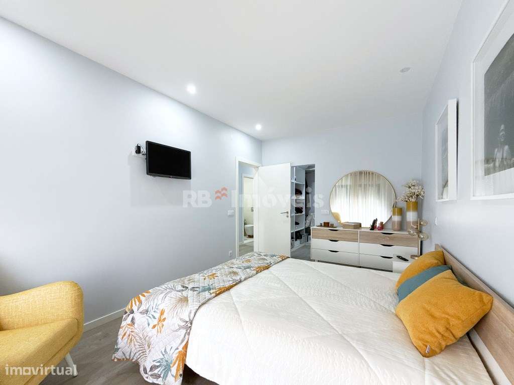 Apartamento T2 totalmente renovado, perto da estação ferroviária-23