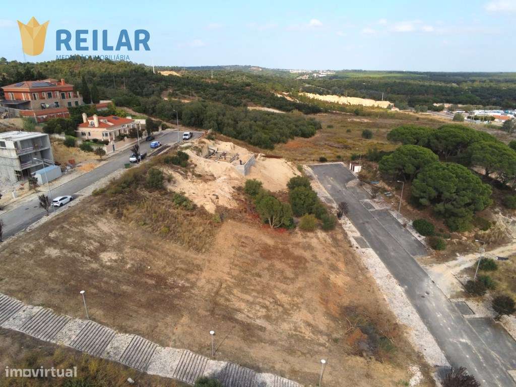 Azambuja - Terreno 469 m2 - Grande imagem: 2/17