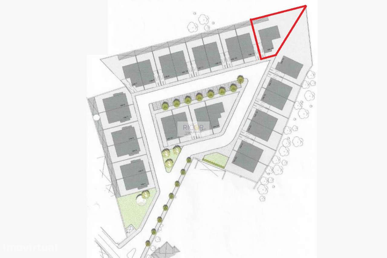 Terreno de 592m2 com viabilidade de construção de moradia T4 de 4 fren - Grande imagem: 3/7