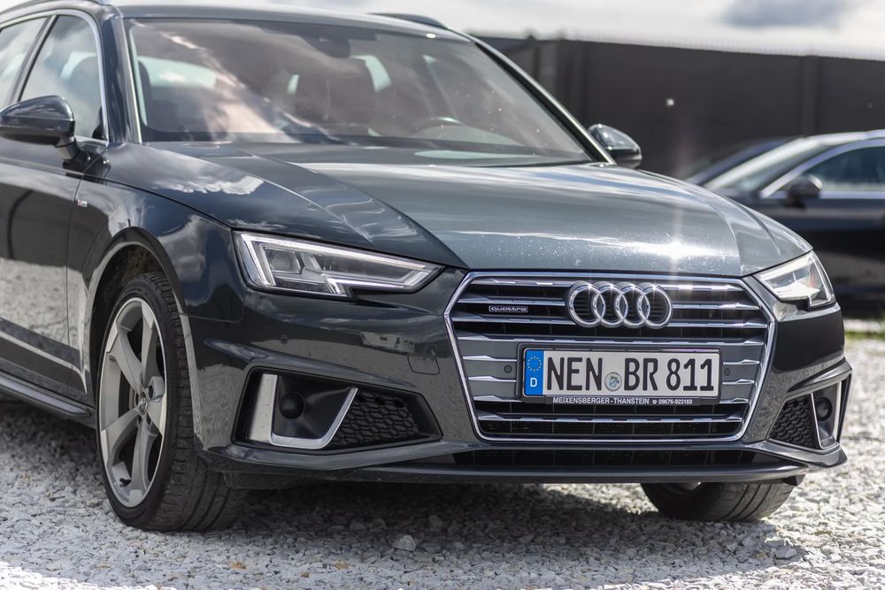 Audi A4 B9 (2015-) 40 TDI quattro S tronic S line 2019