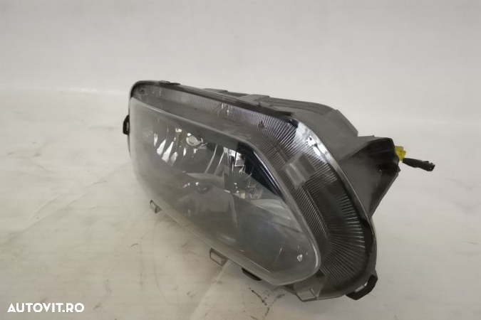 Far Stanga Halogen Original Cu O Clema Rupta In Stare Buna Dacia Spri - 2