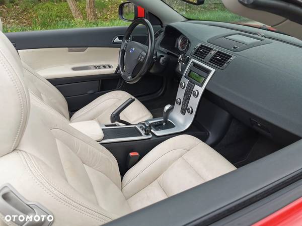 Volvo C70 2.4D5 Summum - 17