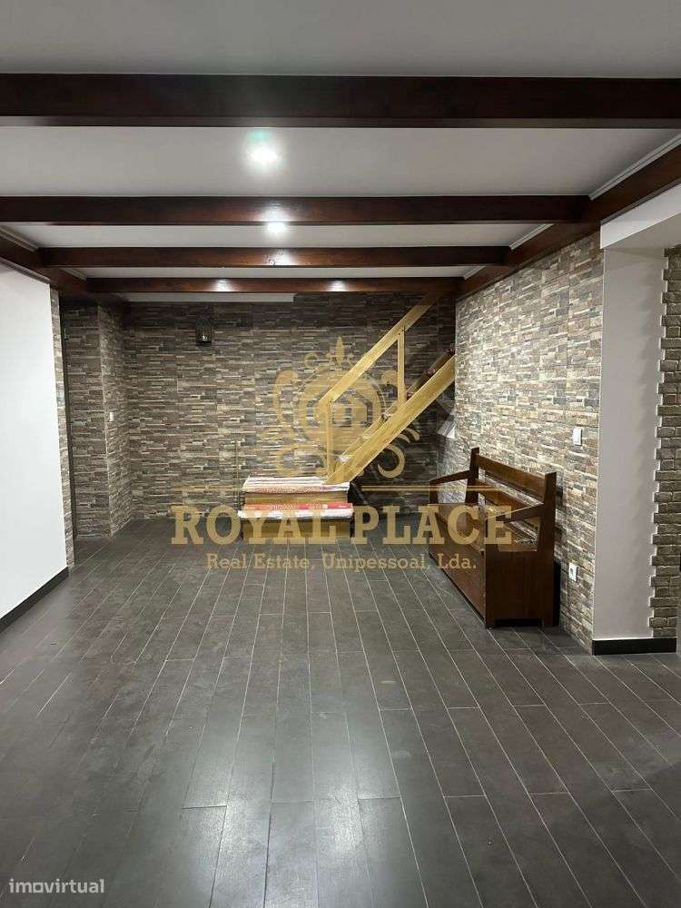 Moradia T4 em São Roque-8