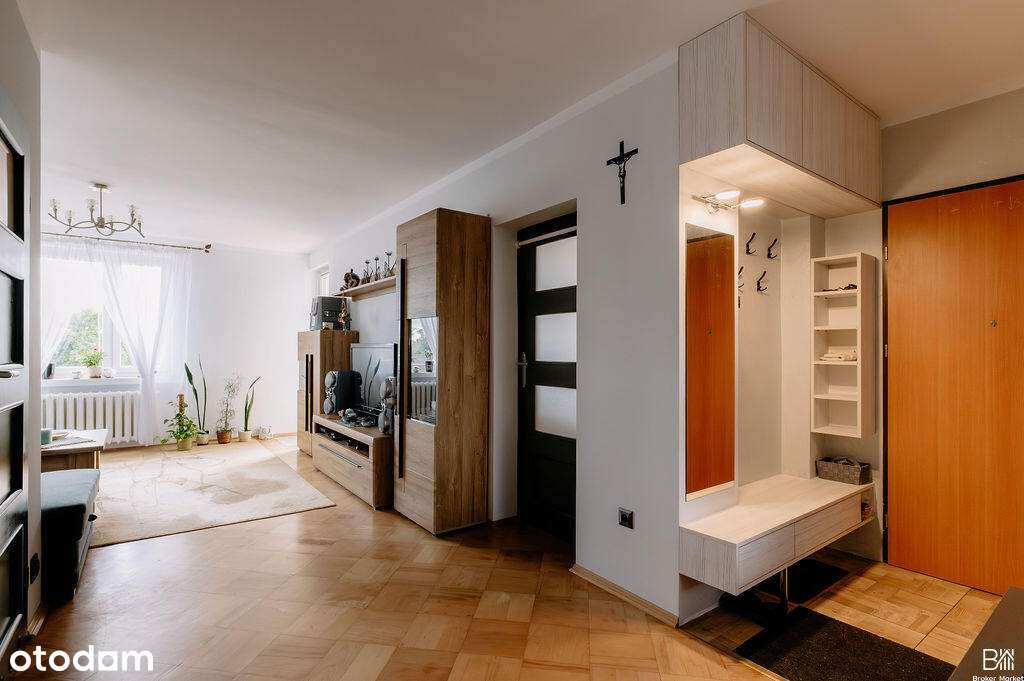 Mieszkanie 3-pokojowe z balkonem, blok SM-7