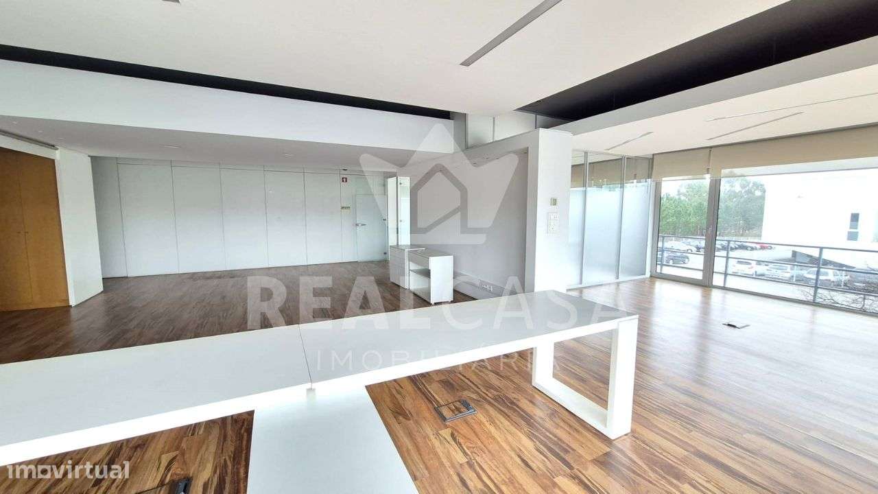 ESCRITÓRIO PARA ARRENDAMENTO - Grande imagem: 2/17