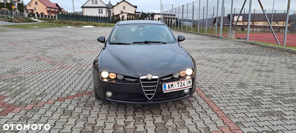 Alfa Romeo 159 - 2