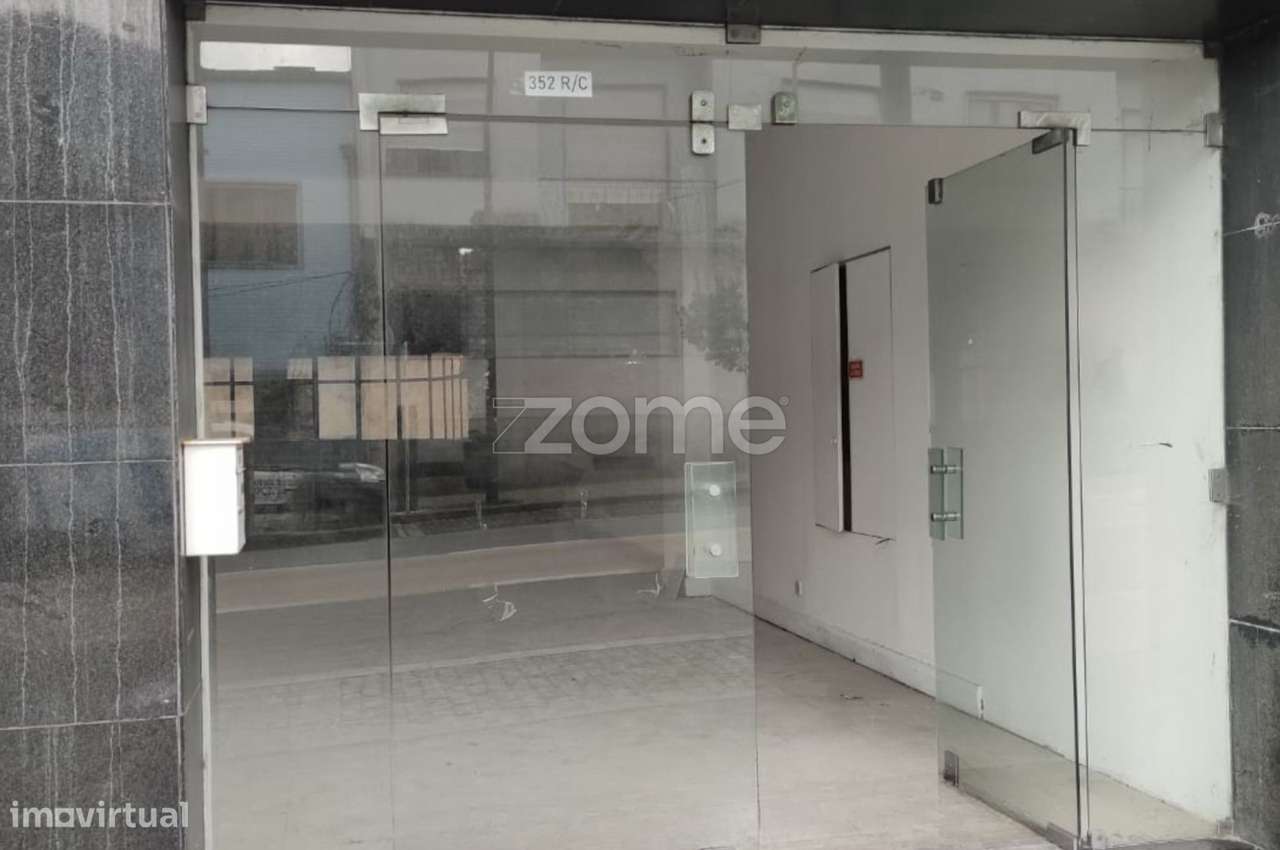 LOJA DE 420 mts, 2 ANDARES EM GUIMARÃES - Grande imagem: 2/12