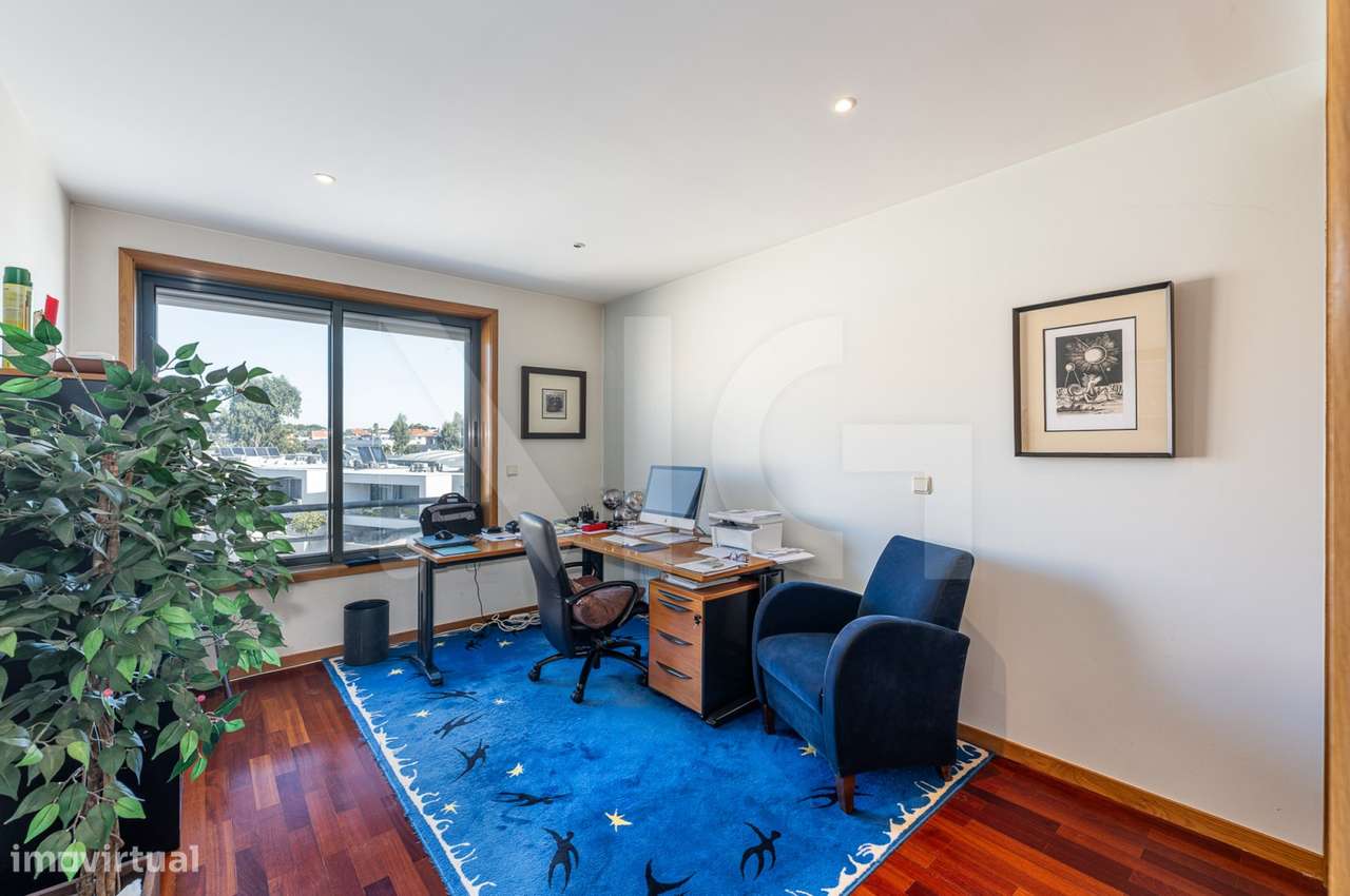 T3 Duplex com Terraço, Vistas Mar e Garagem Fechada na Madalena - Gaia-26