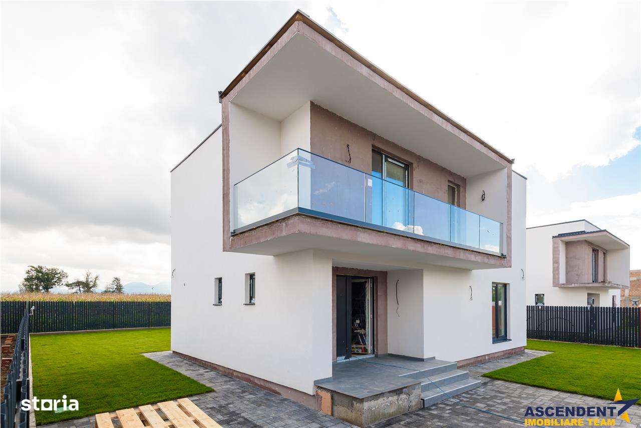 Design minimalist, rafinament maxim – Casa ta moderna in Sanpetru - Imagine principală: 3/20