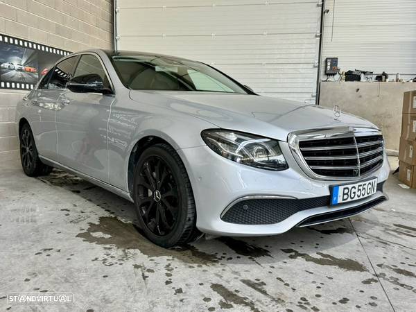 Mercedes-Benz E 220 D AMG Line - 25