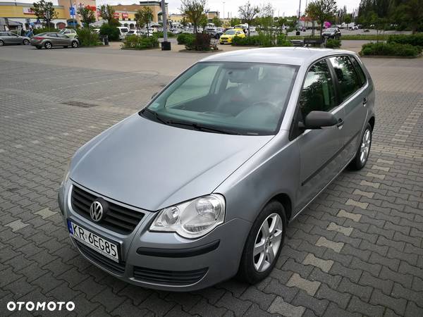 Volkswagen Polo 1.4 16V Trendline - 2