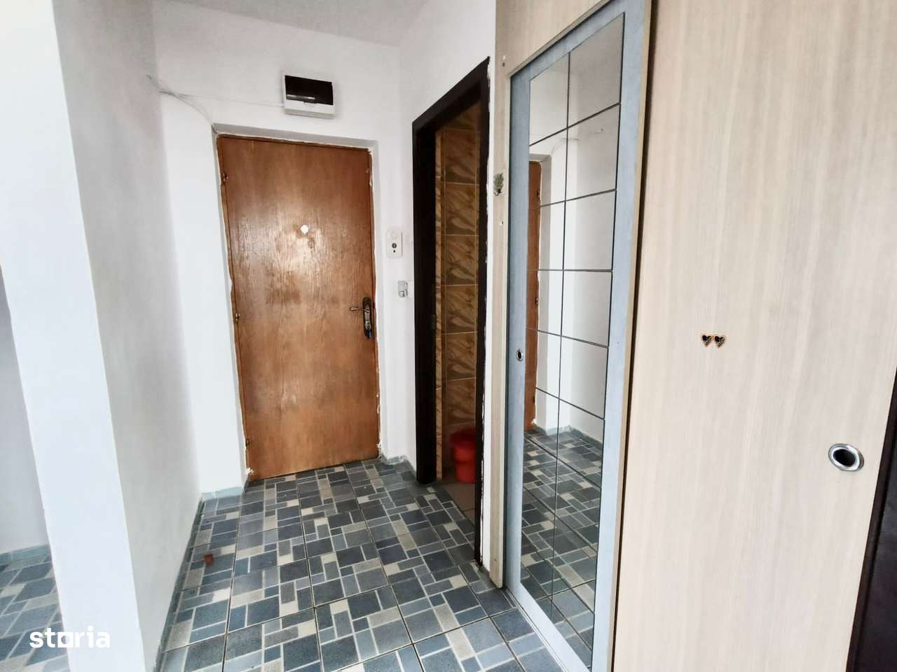 Apartament 2 camere ultracentral Buzau, zona Crang-6