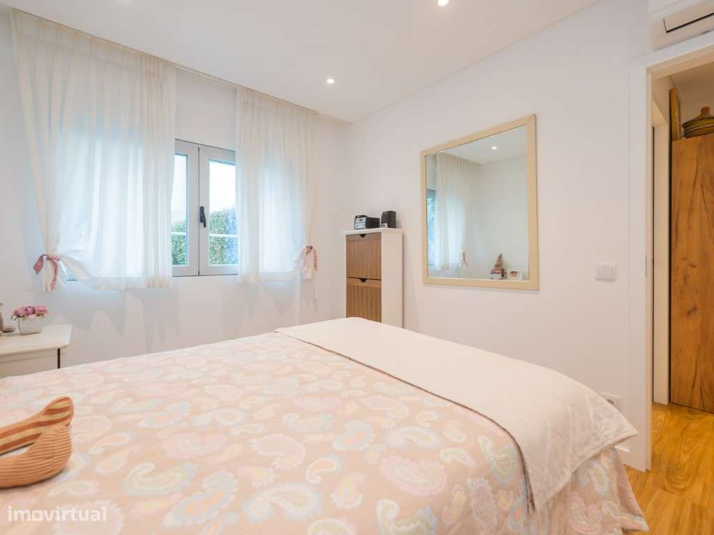 T2 em Condomínio Privado, São João Estoril-32