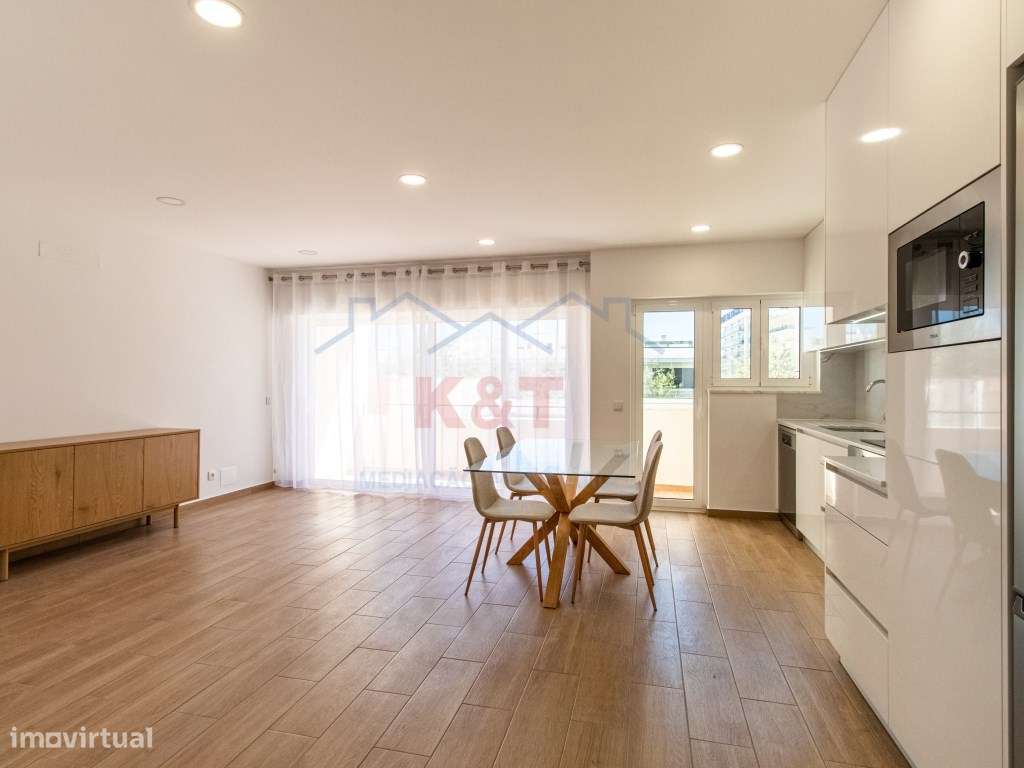 Apartamento T1 remodelado na Praia da Rocha-1