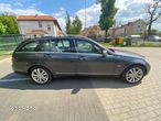 Mercedes-Benz Klasa C 220 T CDI DPF (BlueEFFICIENCY) 7G-TRONIC Avantgarde - 2