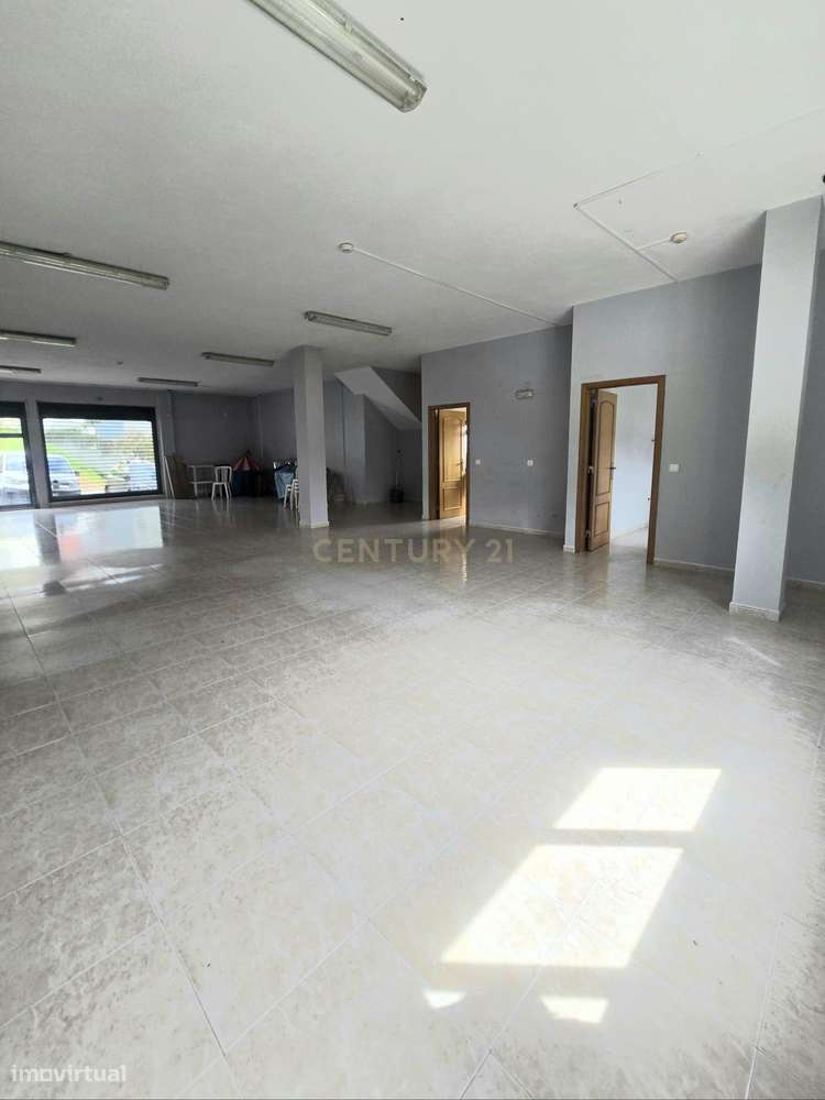 Loja para Arrendamento na Ramada – 115 m² - Grande imagem: 4/11