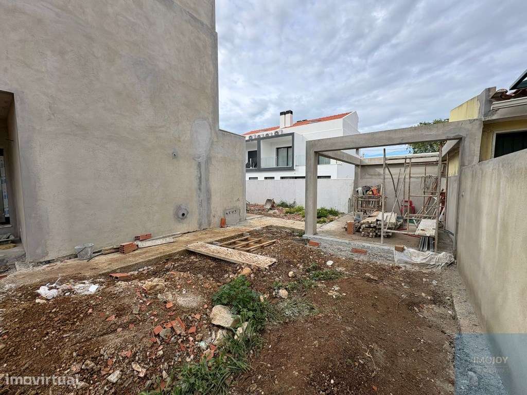 Moradia T3+1 na Abóboda-29