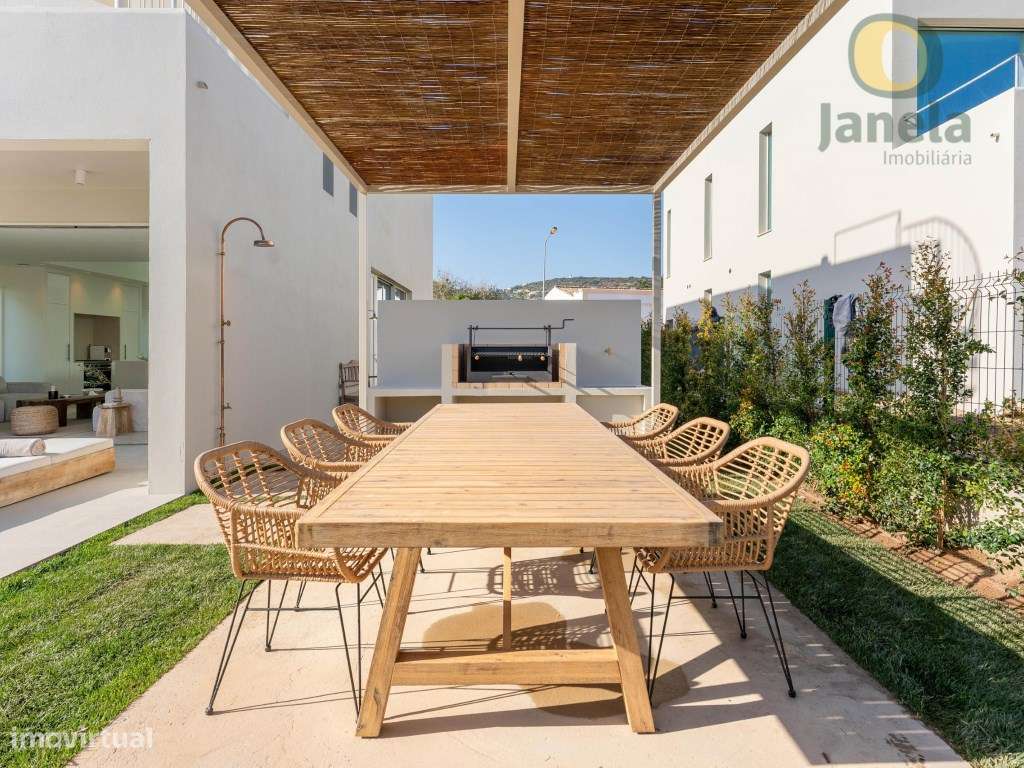 NOVA Moradia Contemporânea com Piscina, Jardim Zen, Vista Mar e Jac... - Grande imagem: 5/32