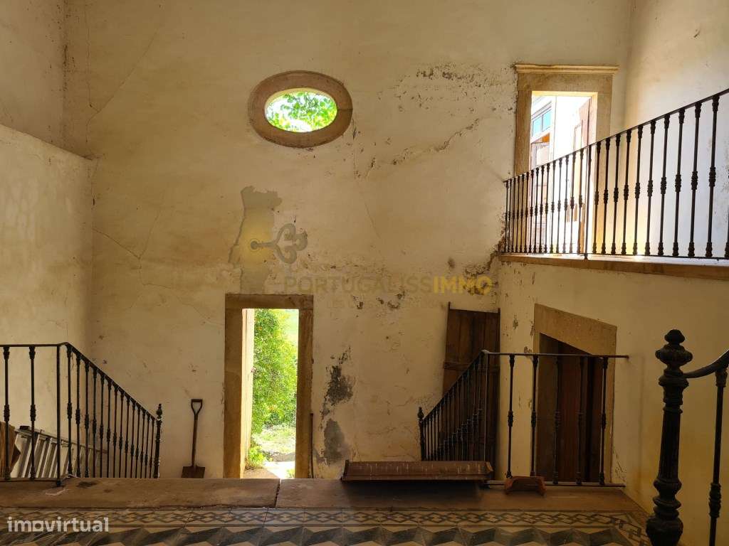 Vende-se - Propriedade histórica com potencial turístico em 8 hecta... - Grande imagem: 5/60
