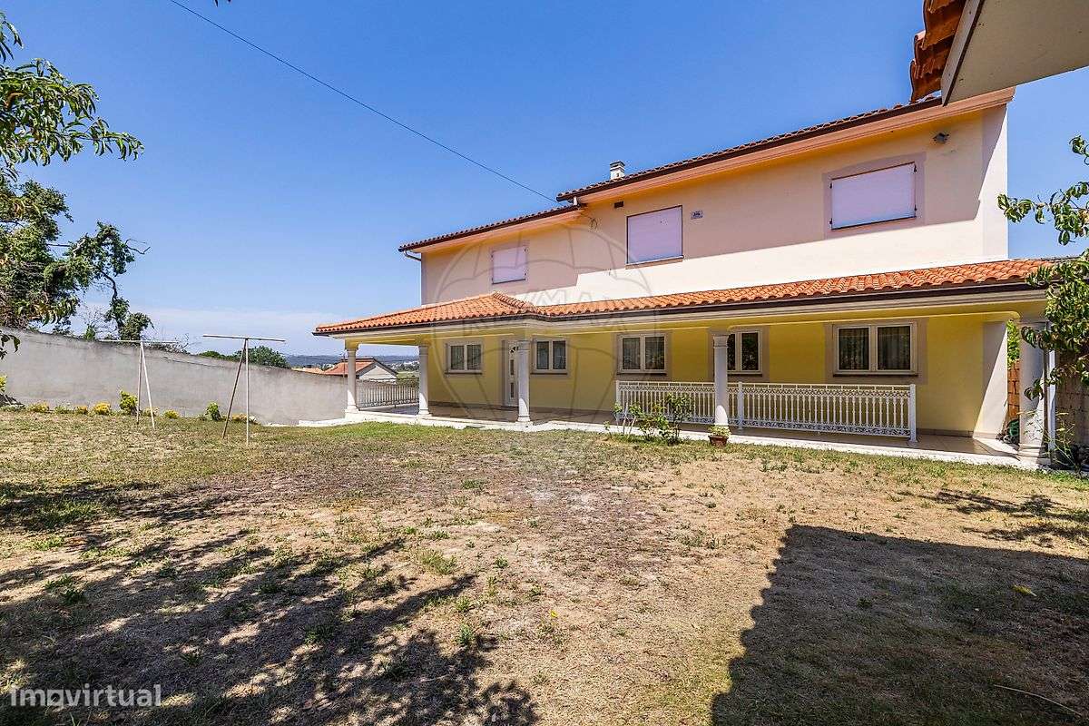 Moradia T4 para venda-38