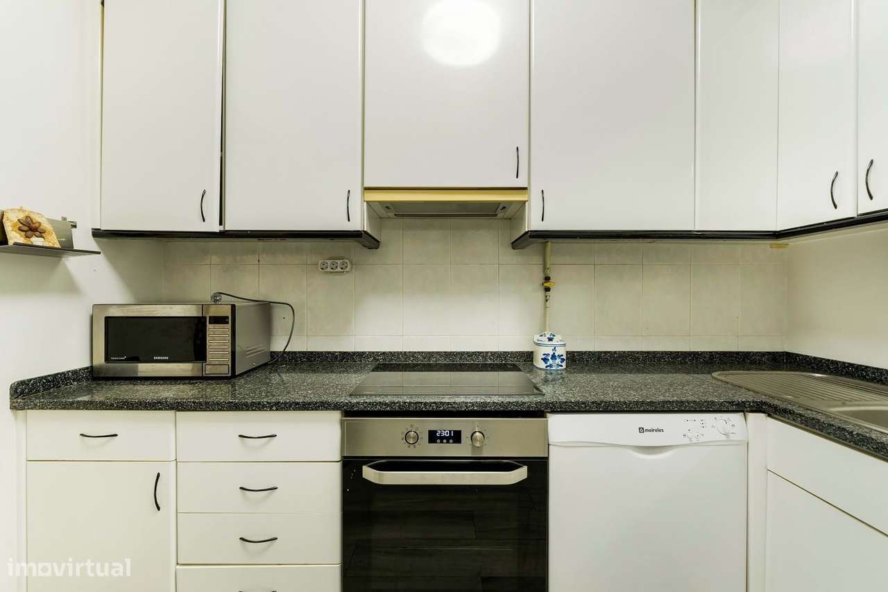 Apartamento T3 com Varanda | Centro Barcelos-8