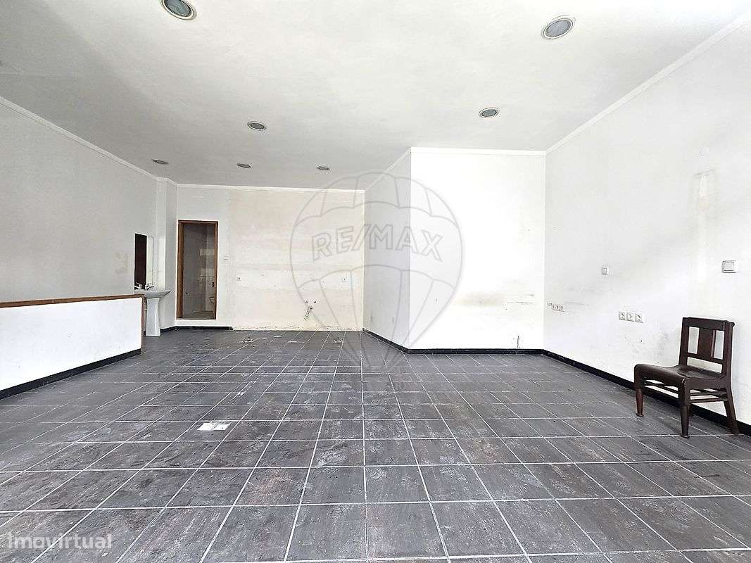 Loja  para arrendamento - Grande imagem: 3/4