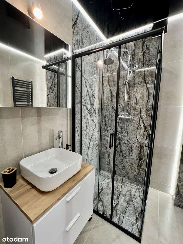 Nowoczesna kawalerka na sprzedaż-4