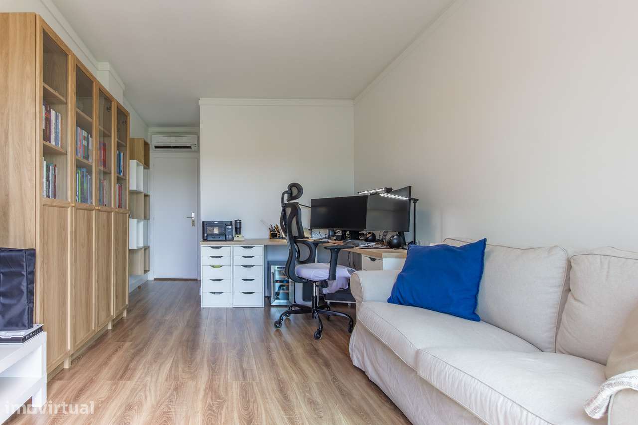 Apartamento T3 no Montijo com Localização Privilegiada-21
