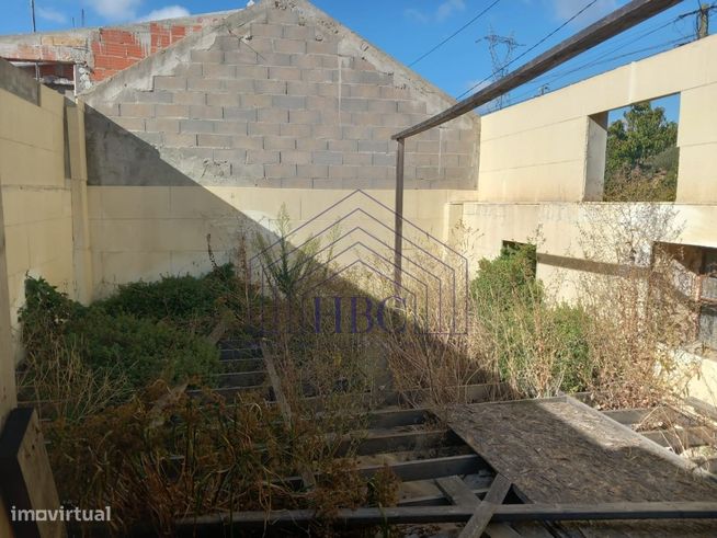 Moradia T2 para remodelação em Alguber, Cadaval - Oportunidade de i...-9