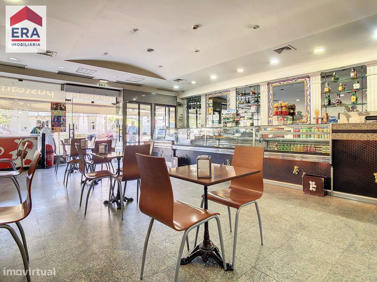 Pastelaria, Almada, Cova da Piedade - Grande imagem: 4/60