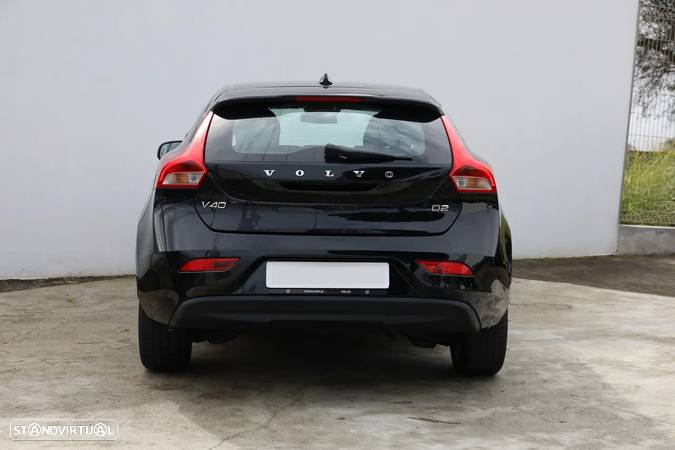 Volvo V40 2.0 D2 Kinetic - 3