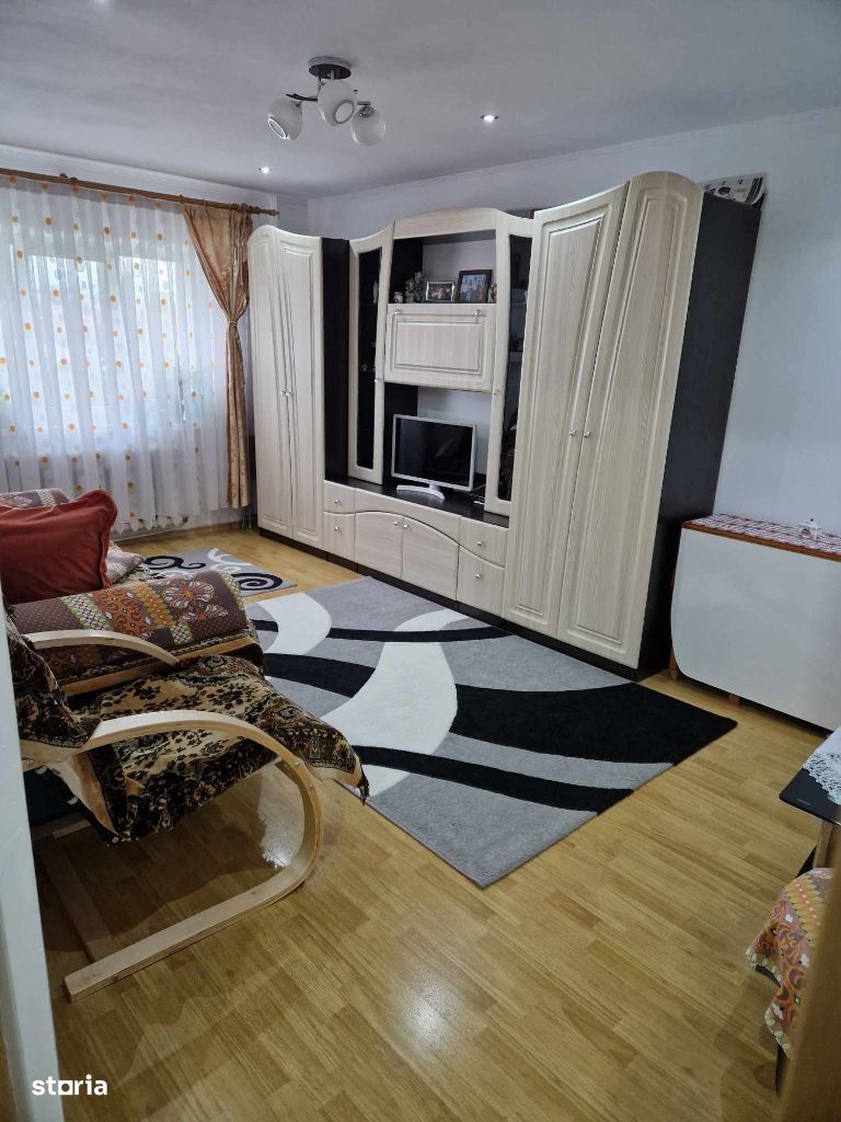 Apartament 2 camere zona Liceul Sportiv , etaj 2 , mobilat si utilat