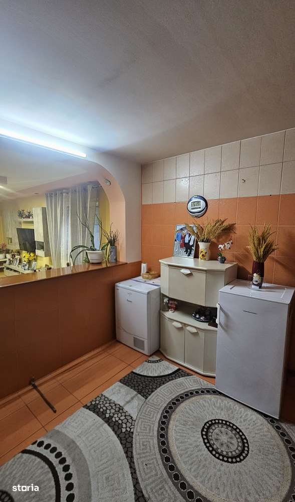 Casă P+E zona Damila-9