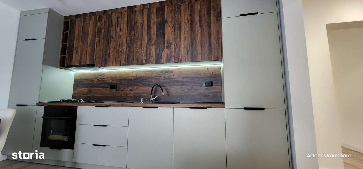 Apartament de 3 camere, semidecomandat, 63 mp., zona Semicentral. - Imagine principală: 5/19