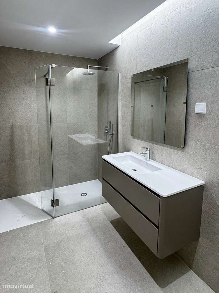 T3 Novo - Leiria - 300m2 Jardim-9