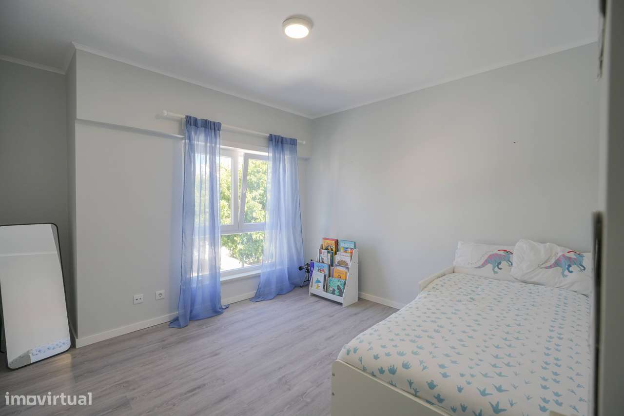 Moradia T5 Mem Martins-3