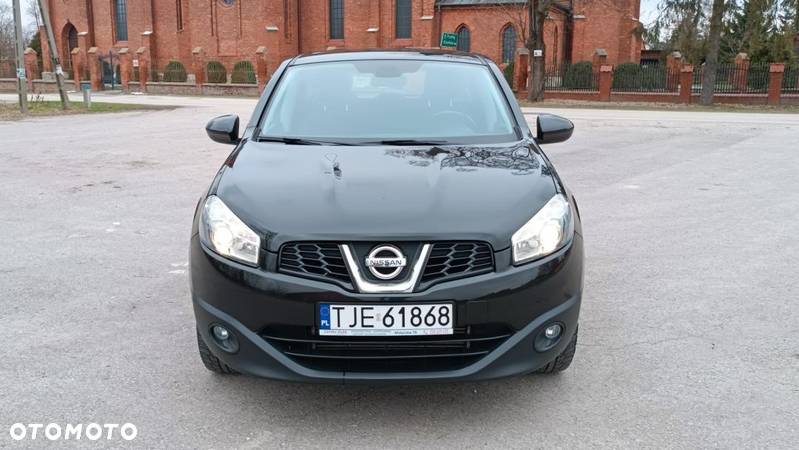 Nissan Qashqai - 23