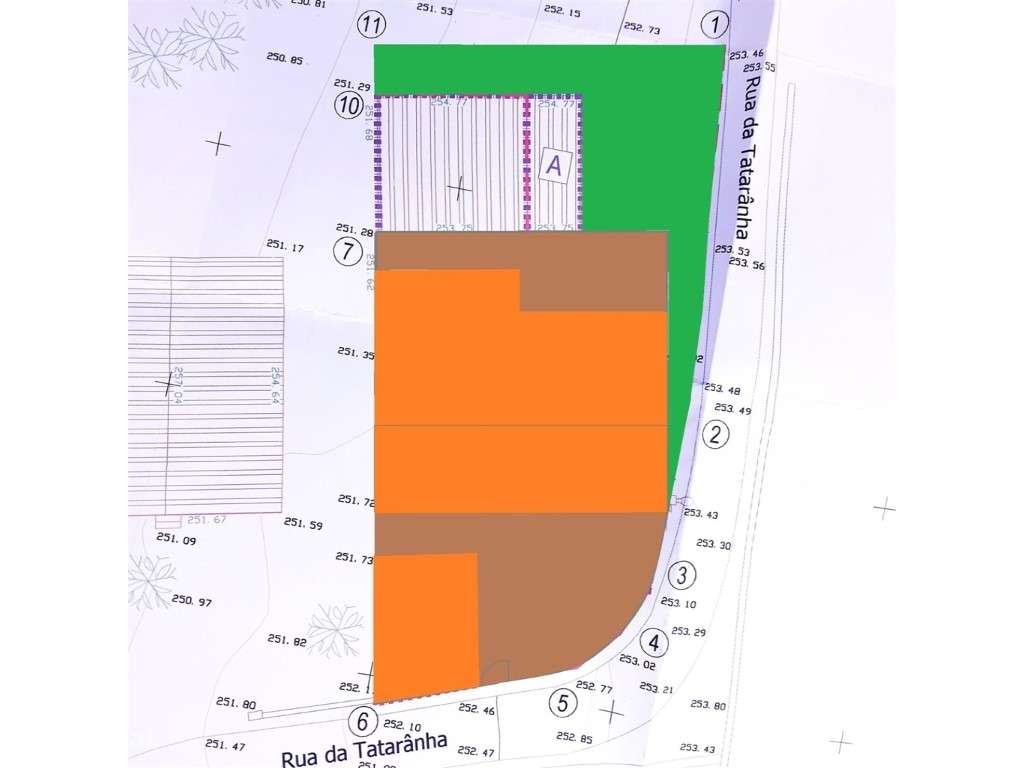 Moradia T3 com terraço, terreno e arrecadação para remodelar, Folgo...-19