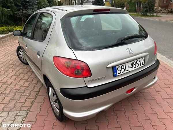 Peugeot 206 1.4 Happy - 4