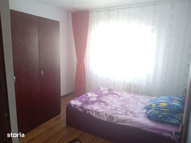 Apartament 3 camere Mioveni - Imagine principală: 4/8