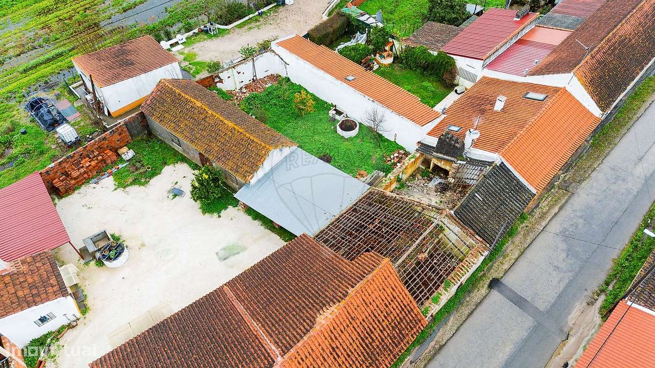 Moradia T2 para venda-13