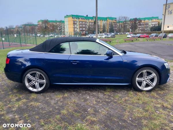 Audi A5 Cabrio 2.0 TDI DPF - 12