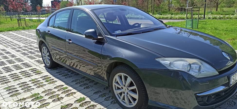 Renault Laguna 2.0 dCi Initiale - 1