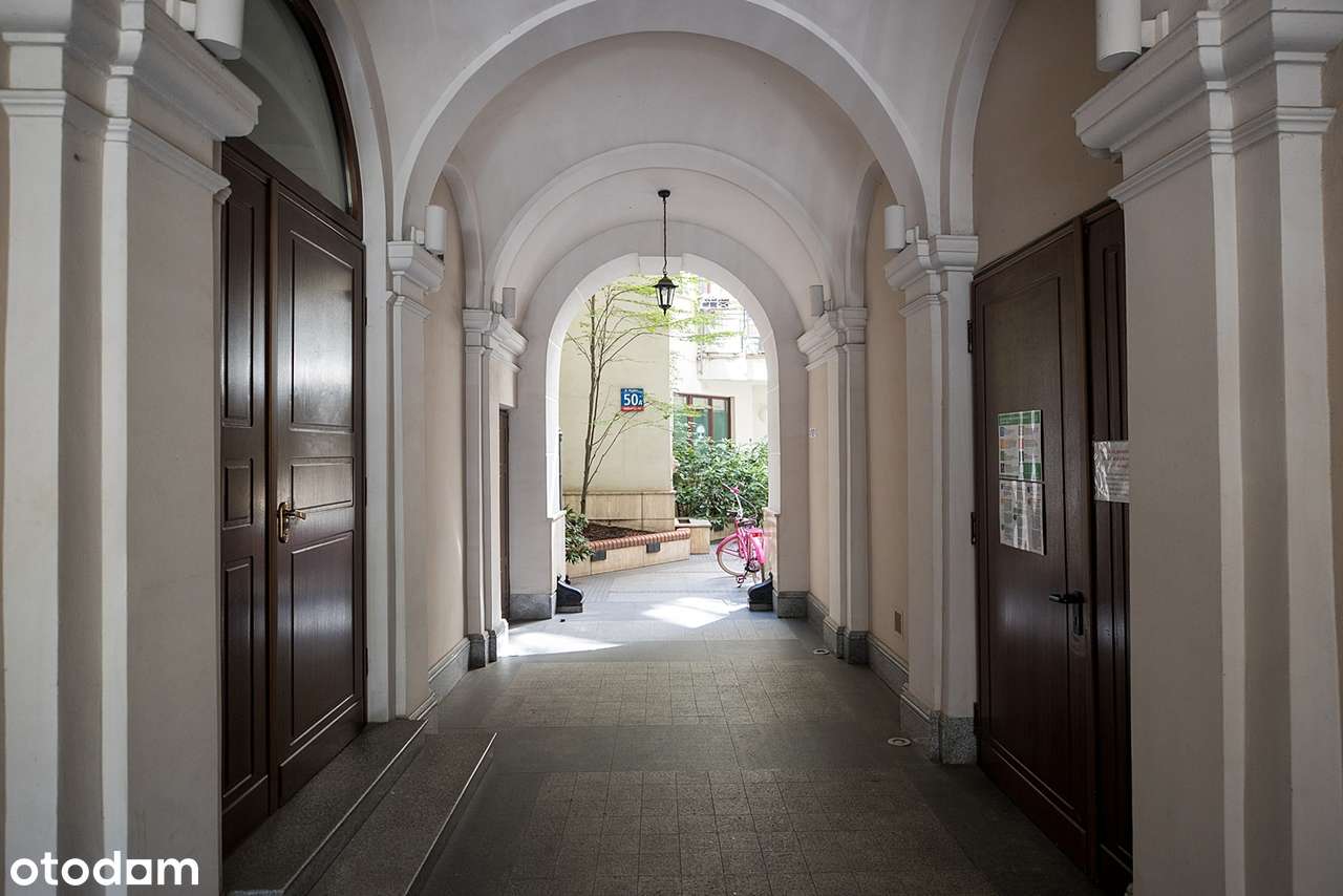 Apartament z TARASEM w cichym zakątku na Wspólnej-1