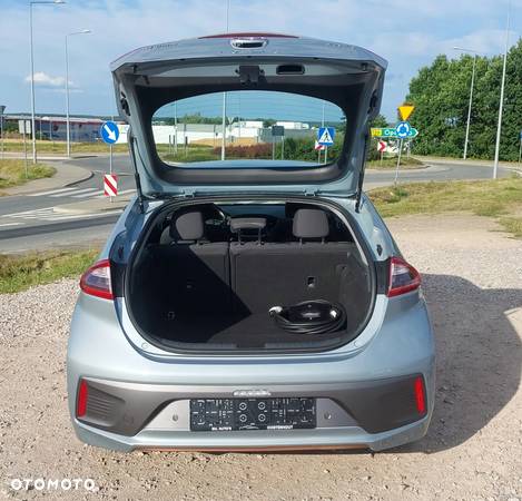 Hyundai IONIQ electric Premium - 5