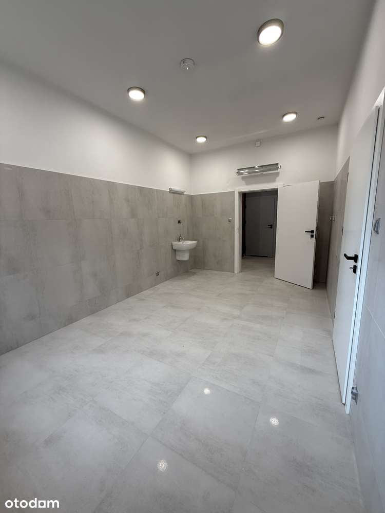 Budynek usługowy - gabinety lekarskie - Pełny obrazek: 4/13