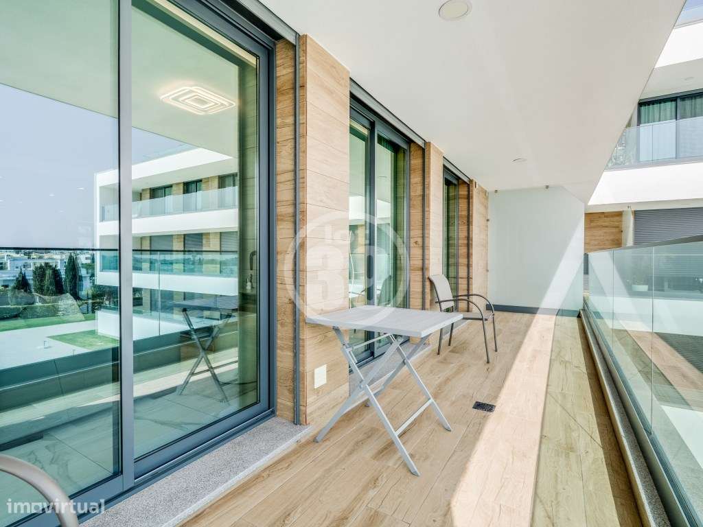 Apartamento T2 com piscina, Estacionamento Privativo, no Centro de ...-7